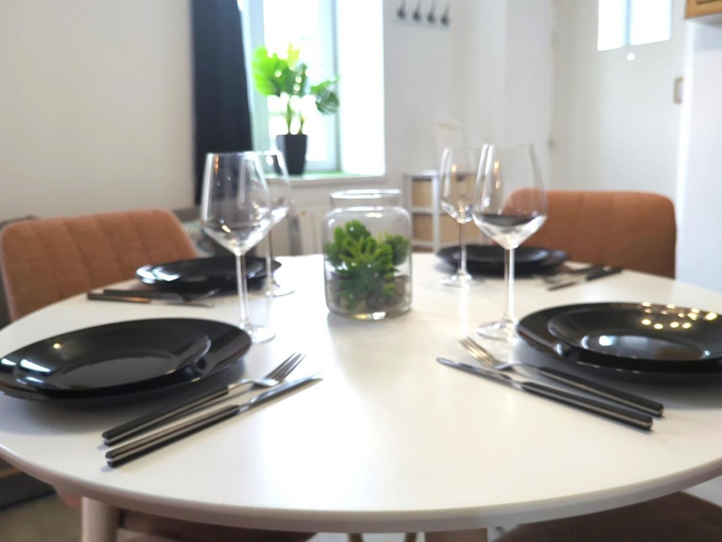 Bel Appartement Meximieux Centre Ville 2 Chambres المظهر الخارجي الصورة